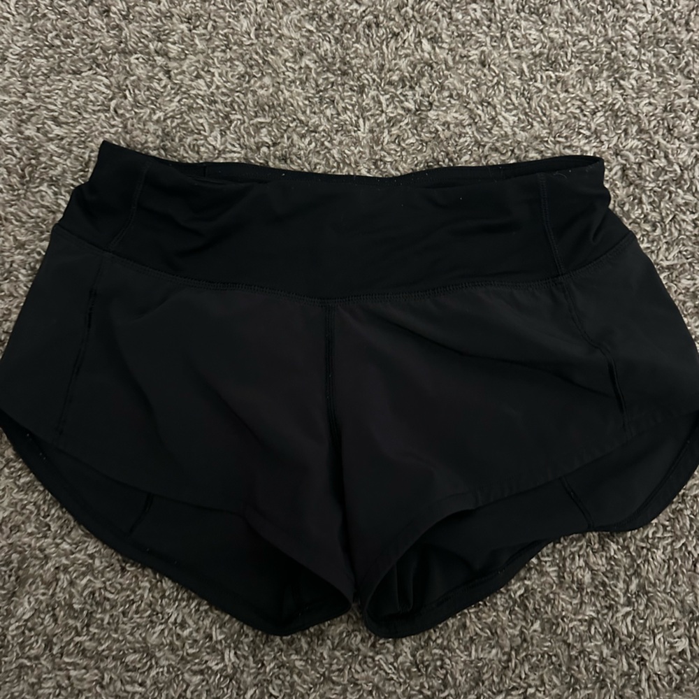 LuluLemon Speed Up shorts